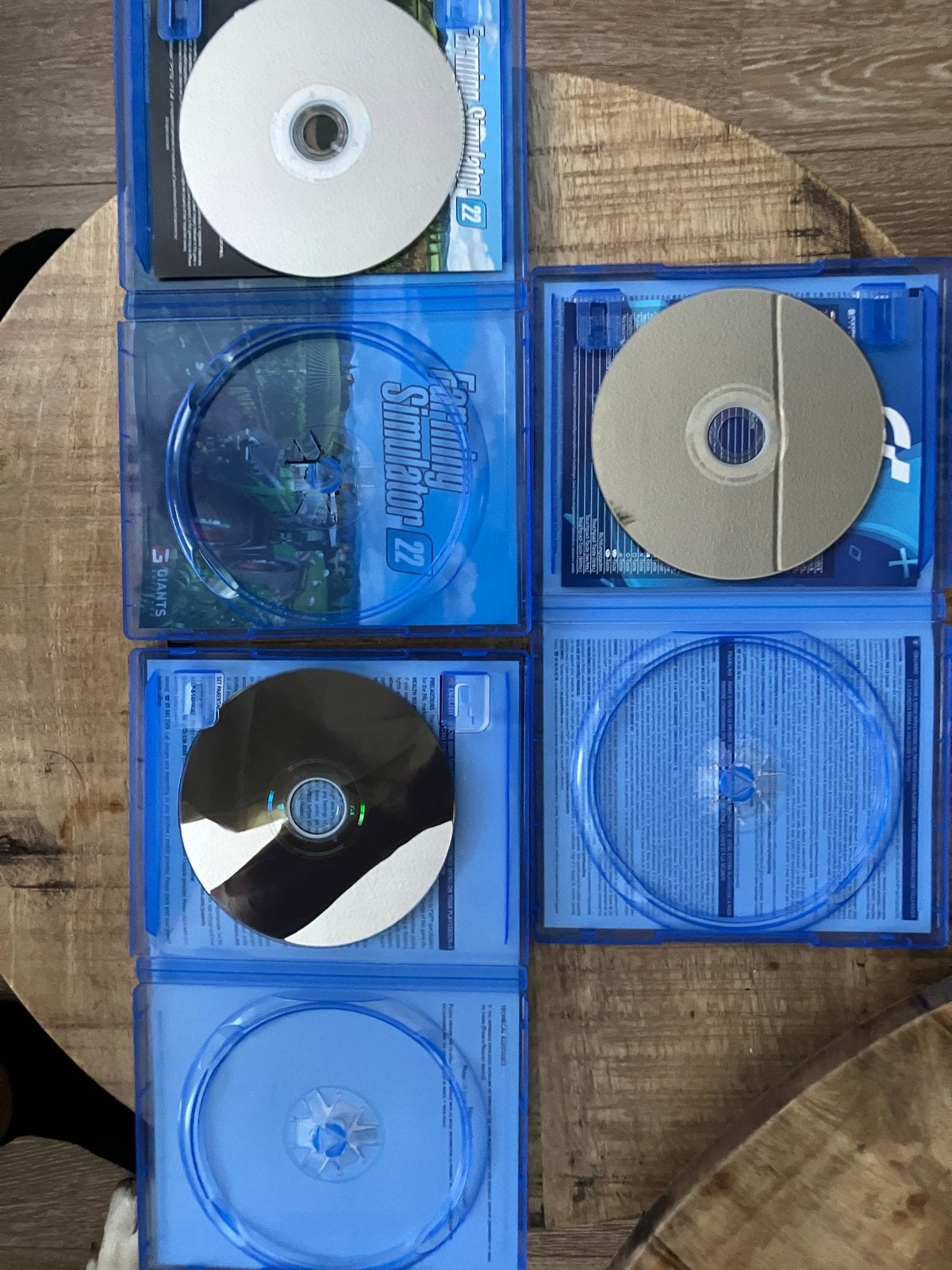 PS4 Games: Farming Simulator 22, Gran Turismo Sport, MudRunn, Spelcomputers en Games, Ophalen, Online, 1 speler, Zo goed als nieuw