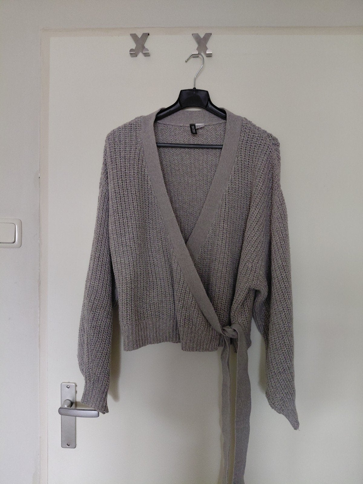 H&M Divided wikkelvest grijs maat XL, Kleding | Dames, H&M Divided, Ophalen of Verzenden, Zo goed als nieuw, Grijs