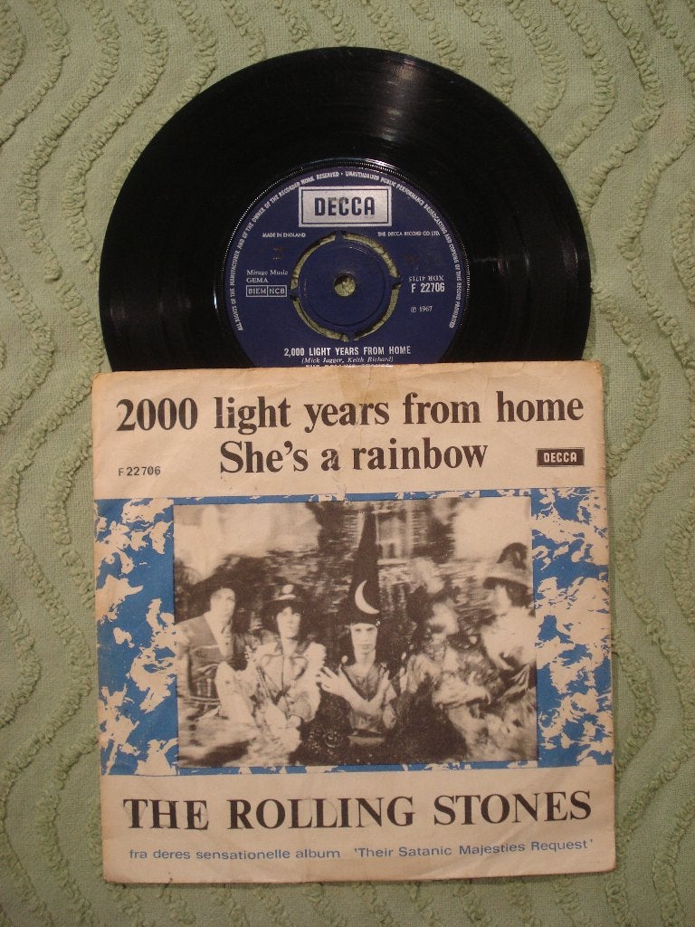 Rolling Stones 7": ‘2000 Light Years From Home’ (Denemarken), Ophalen of Verzenden, Gebruikt, 7 inch, Rock en Metal