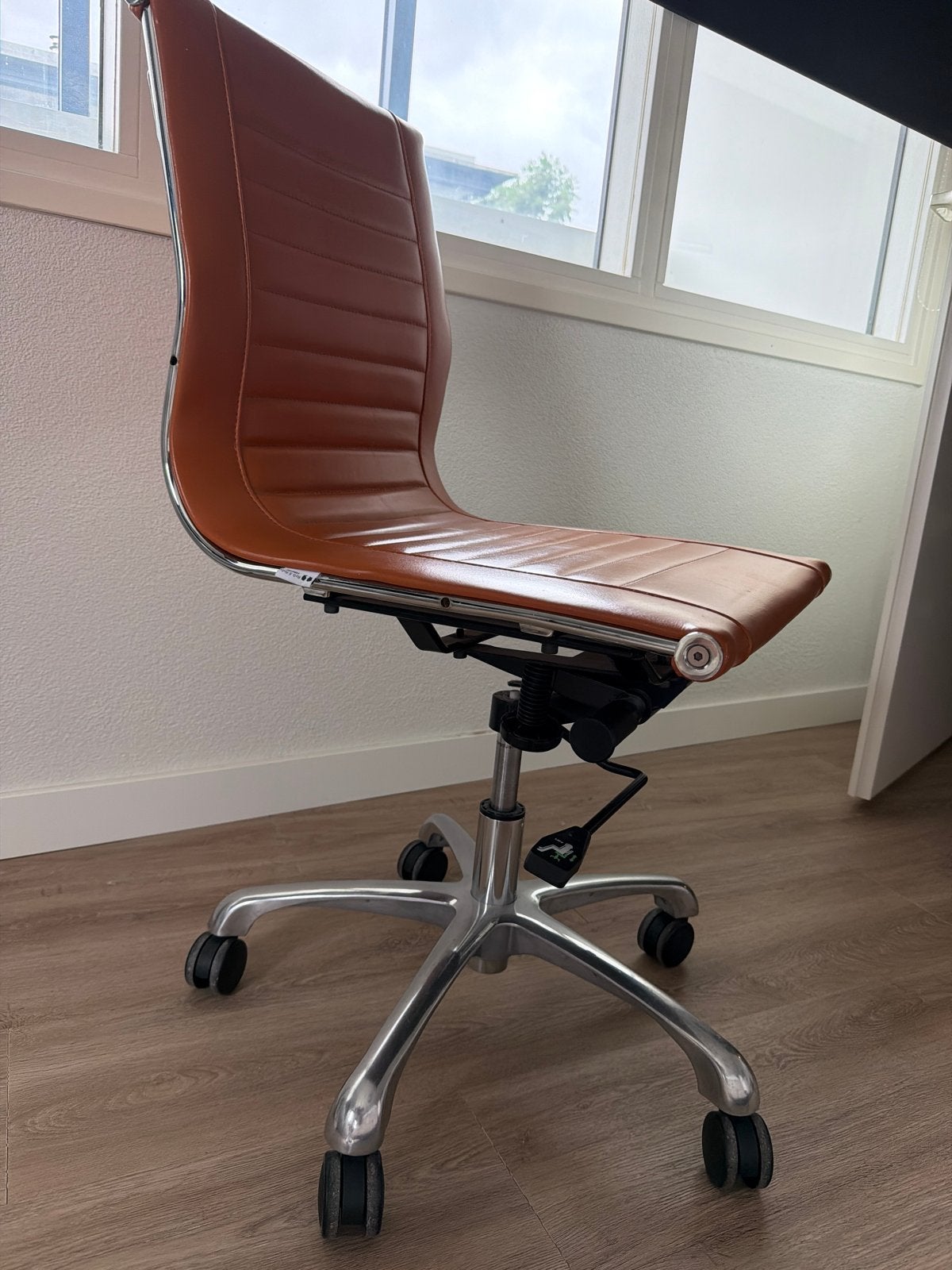 Rob & Ruby Furniture Bureaustoel - Cognac Leer, Huis en Inrichting, Bureaustoelen, Ophalen, Gebruikt, Bruin, Bureaustoel