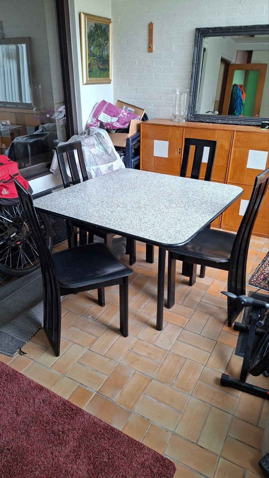 Eettafel met 4 stoelen - Gebruikt, Huis en Inrichting, Stoelen, Ophalen of Verzenden, Gebruikt, Overige materialen, Eenvoudig, functioneel