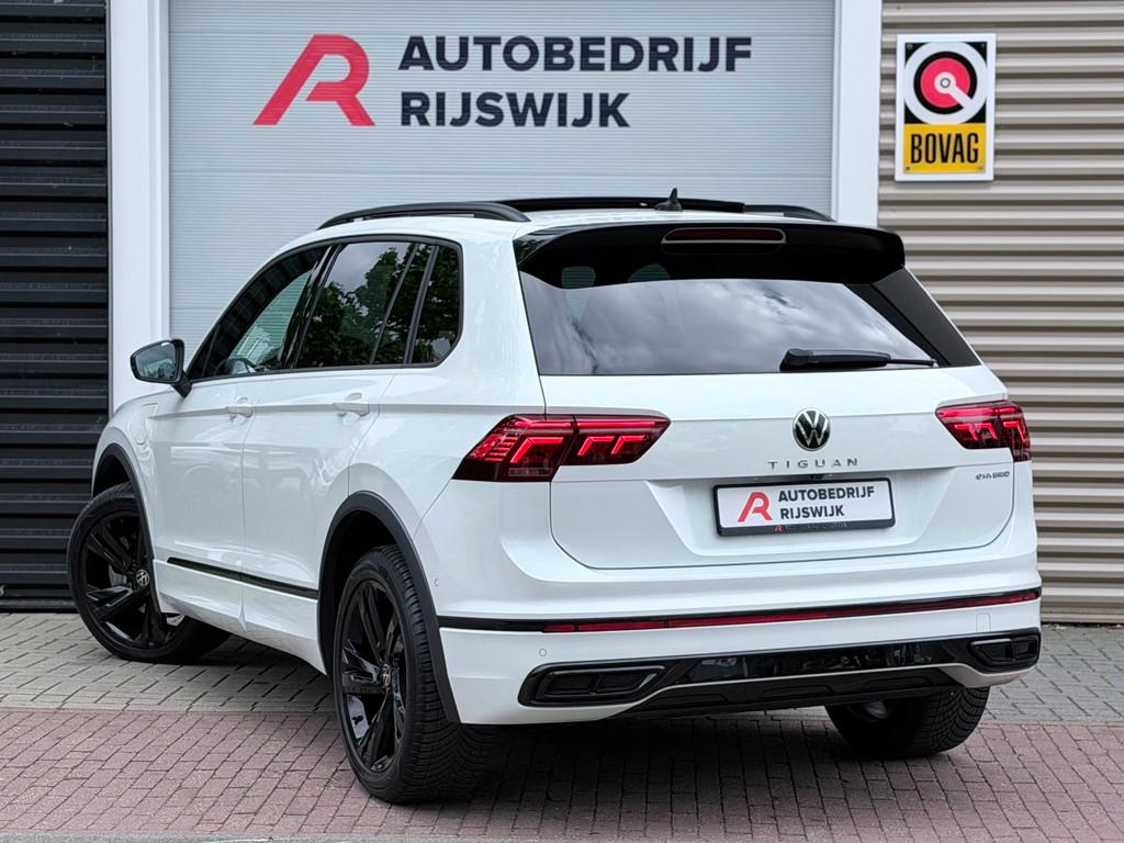 Volkswagen Tiguan 1.4 TSI eHybrid R-Line Pano/Keyless/HuD, Gebruikt, 4 cilinders, Alcantara, Wit