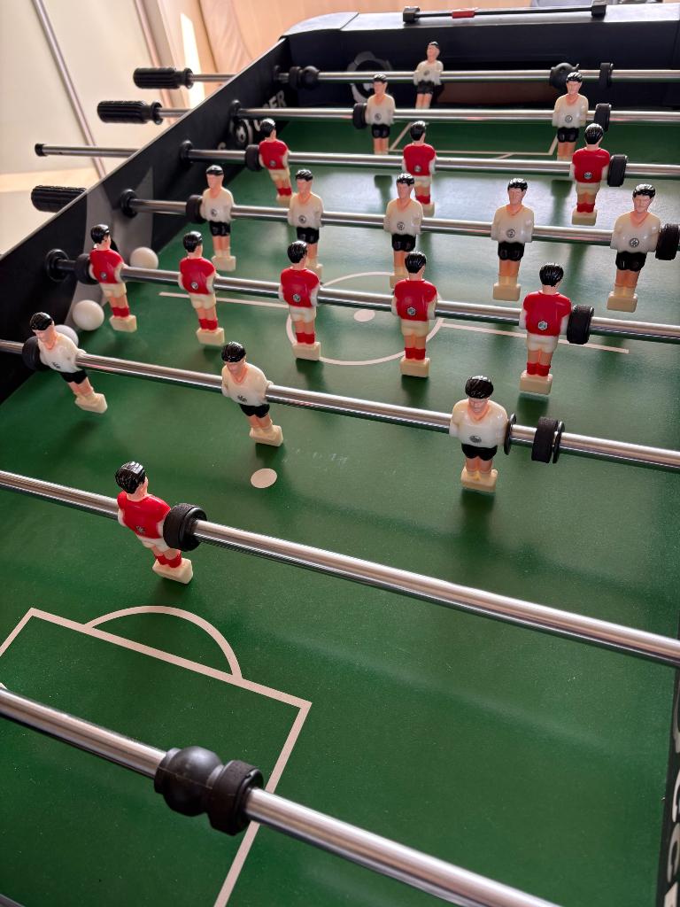 voetbaltafel, Drie of vier spelers, Ophalen, Gebruikt