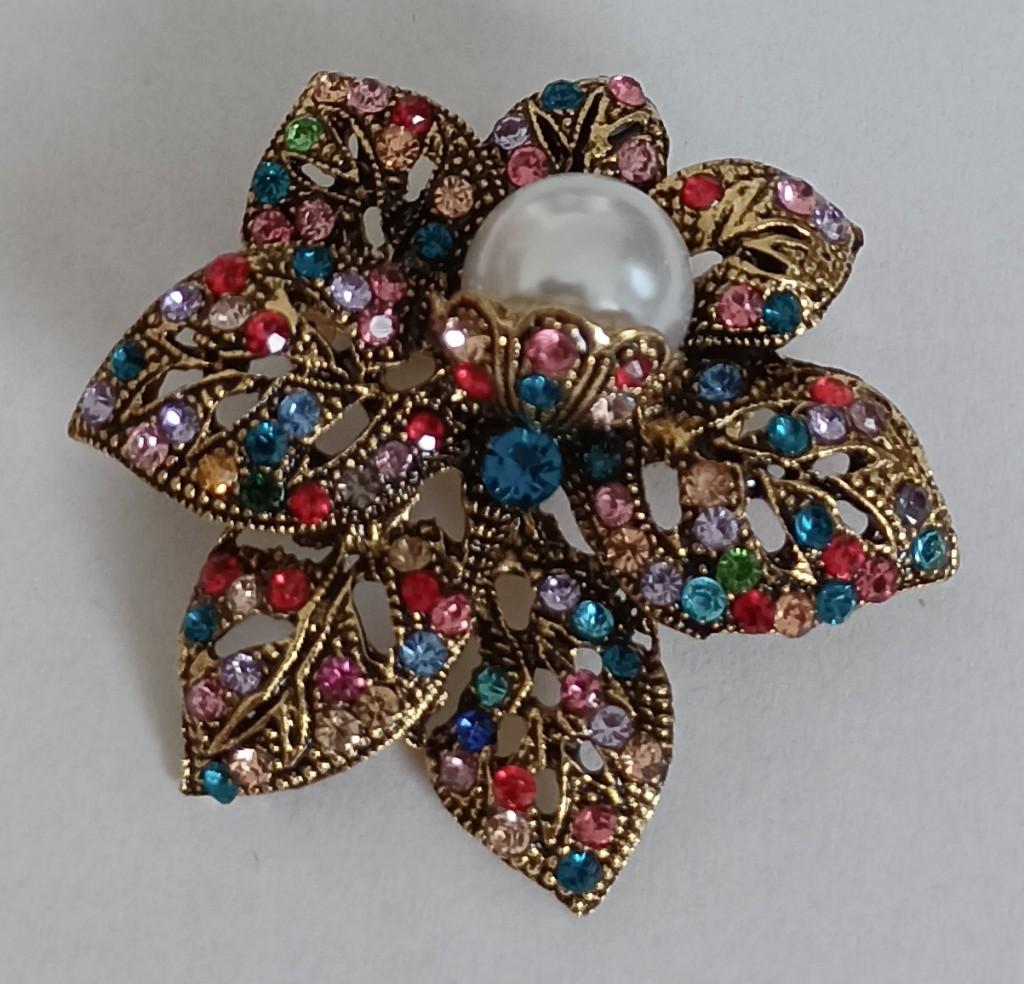 Bloem broche, Overige materialen, 4 tot 7 cm, Overige kleuren, Nieuw