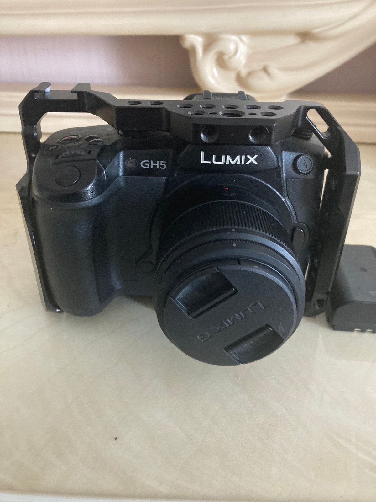 Panasonic Gh5 + 25mm 1.7 en 2 extras batterijen, Audio, Tv en Foto, Fotocamera's Digitaal, Panasonic, Ophalen of Verzenden, Zo goed als nieuw