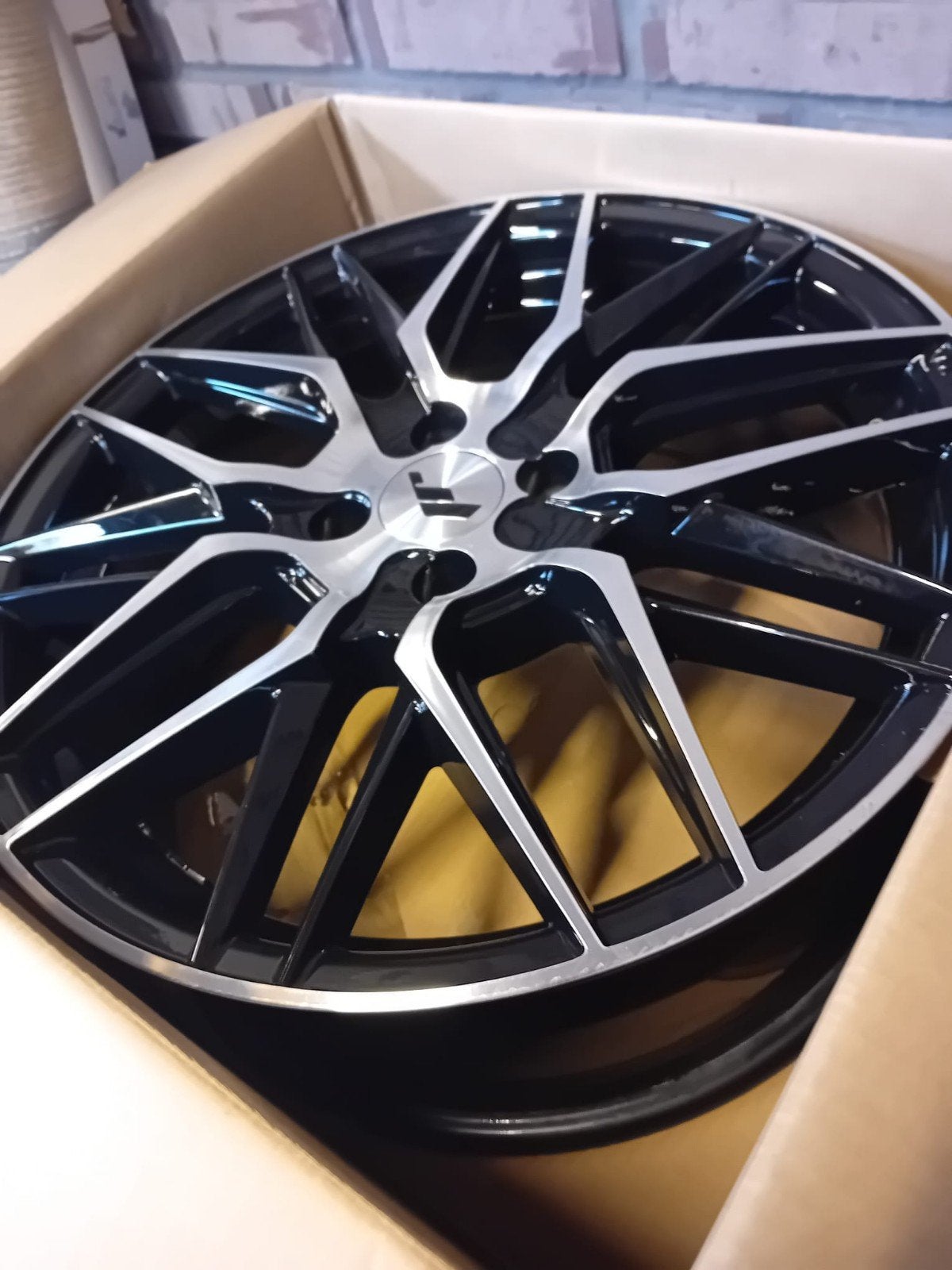 Z.g.a.n. 17 inch velgen, zwart/zilver, sportief design, Ophalen, 18 inch, Velg(en), Nieuw