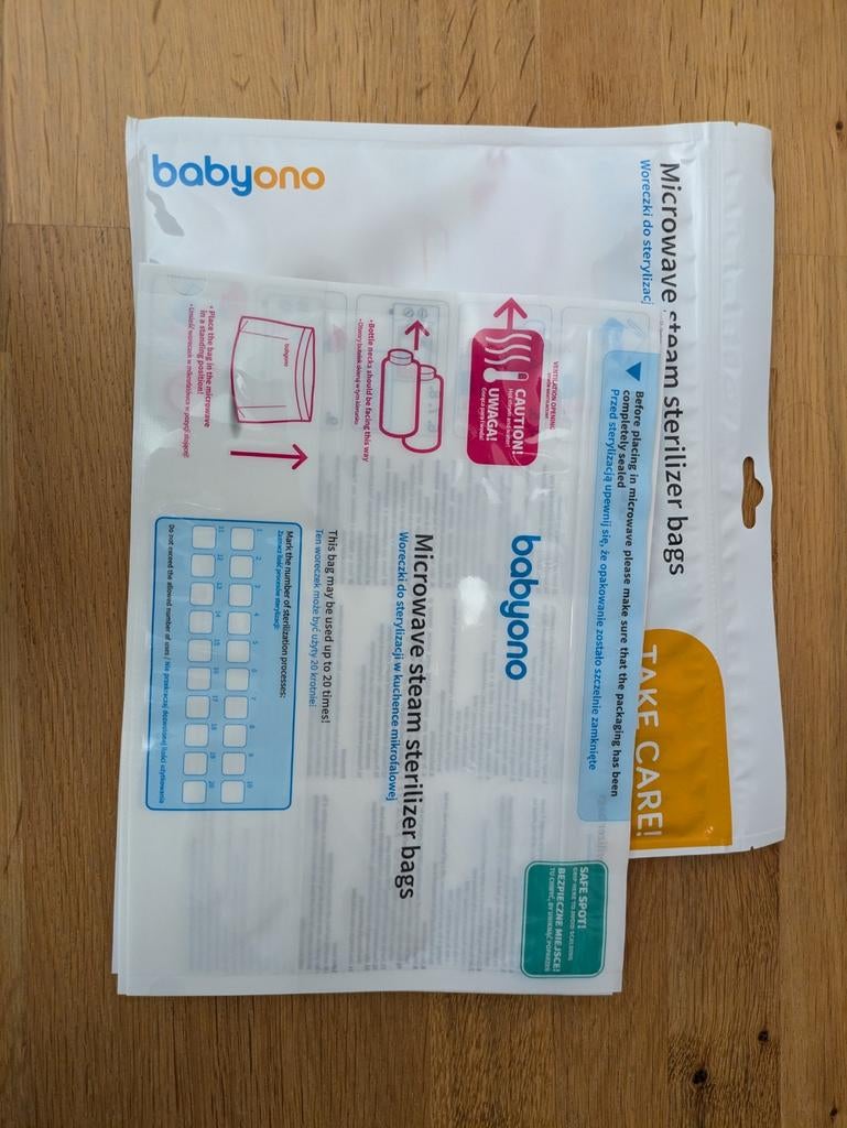 Baby toebehoren o.a: flesjes, bewaarbak, sterilisatiezakjes, Ophalen of Verzenden, Gebruikt, Sterilisator