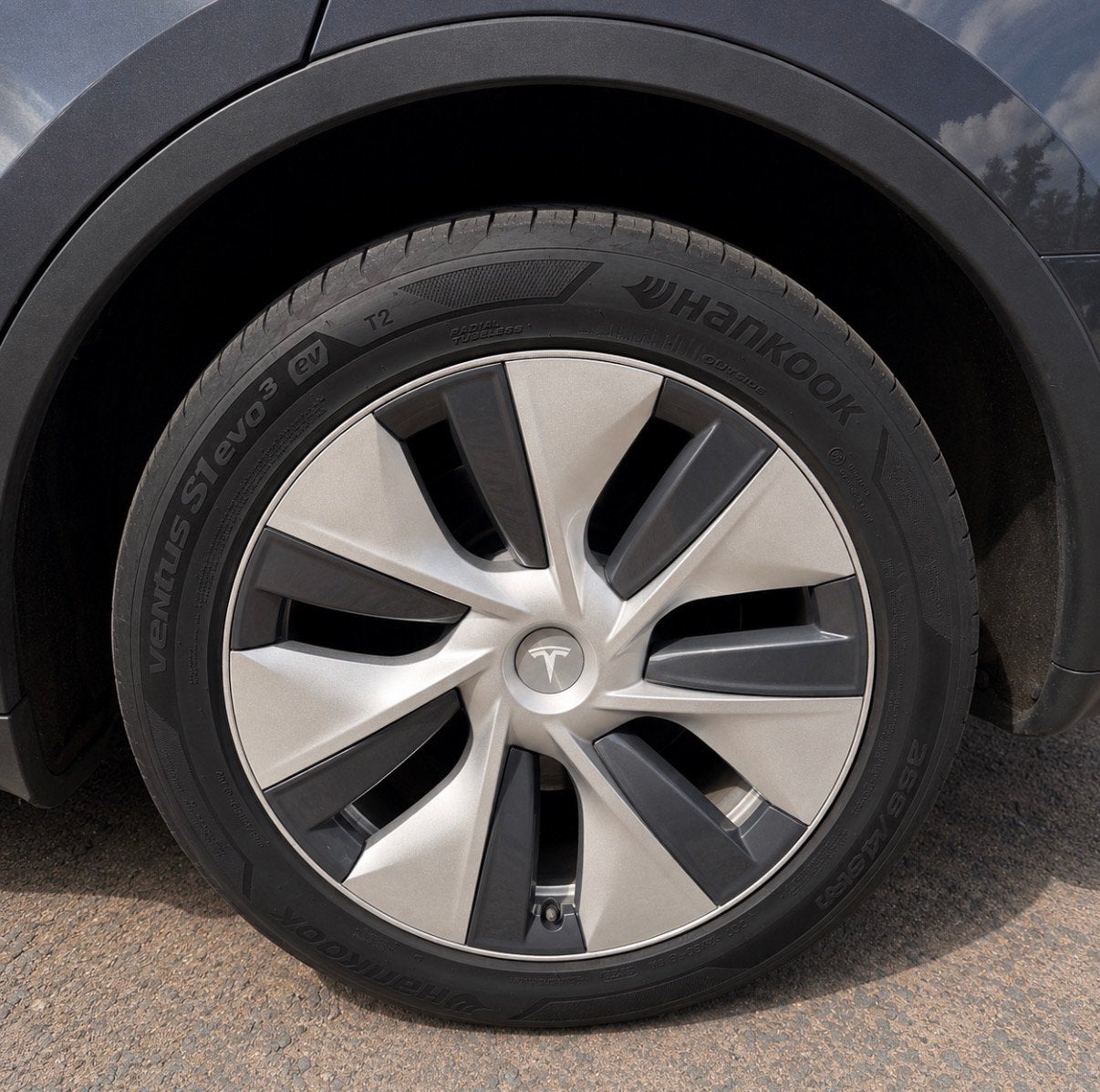 Foto 13 van Tesla Model Y 2021 Long Range AWD 75kWh SOH 90,3%
