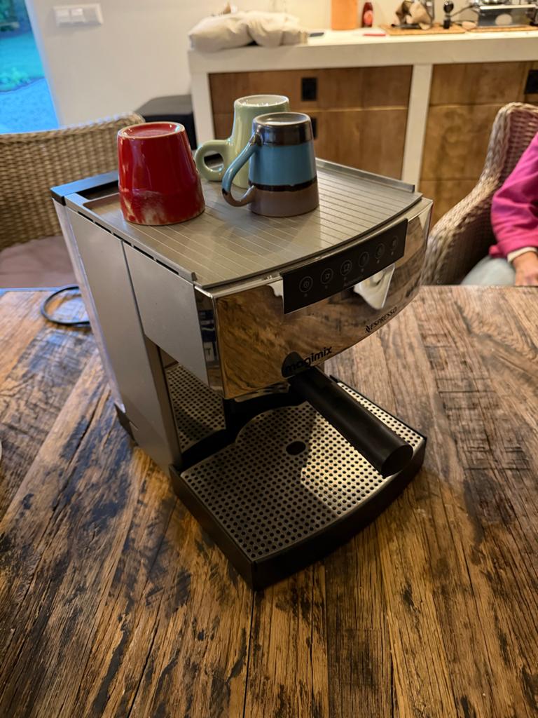 Vintage Magimix Nespresso koffiezetapparaat (revisie nodig), Huis en Inrichting, Tafels | Salontafels, Ophalen, Gebruikt