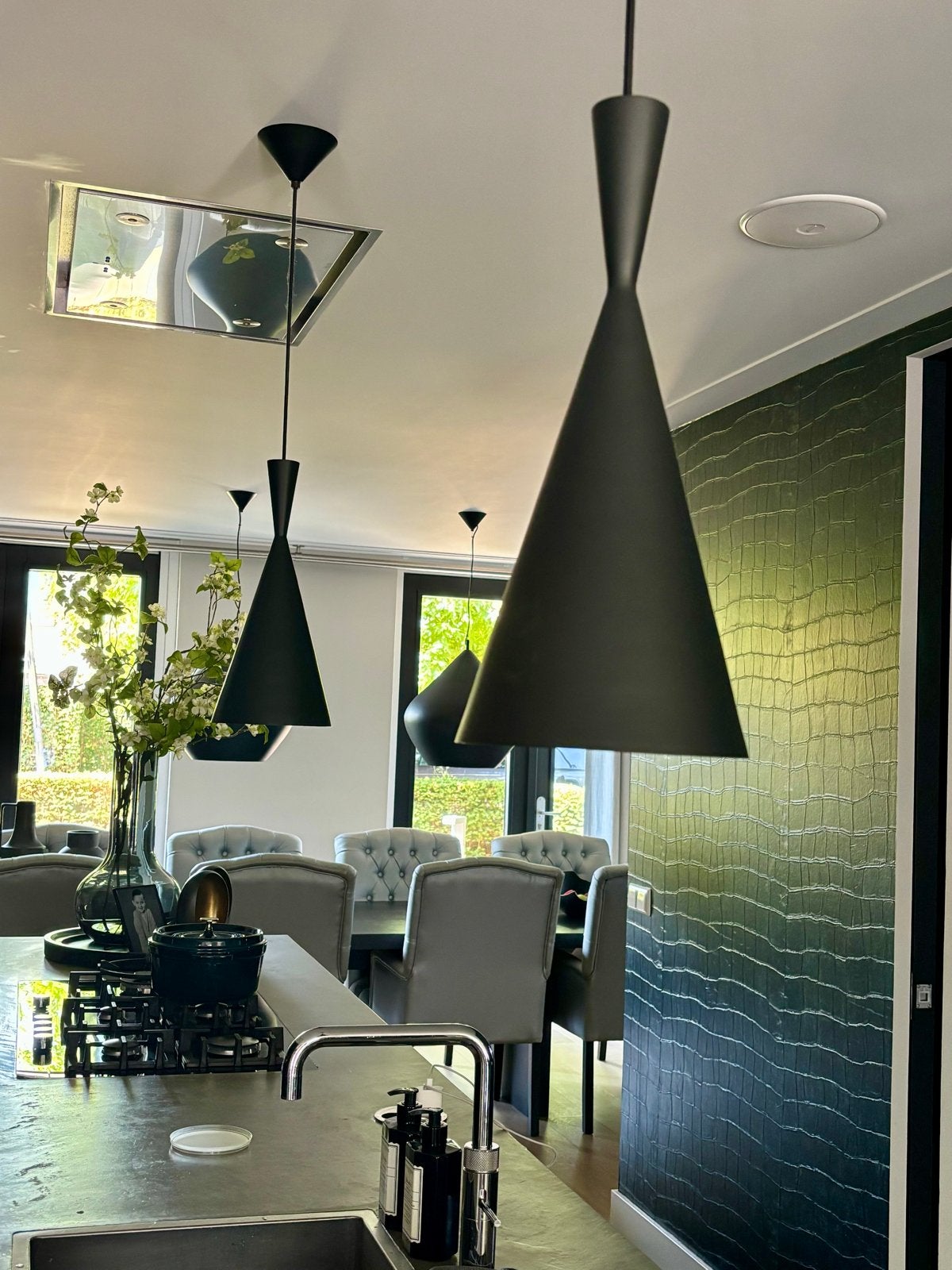 Bieden vanaf €400 Tom Dixon hanglampen 2 stuks, Ophalen, E14 (klein), Zo goed als nieuw, Metaal