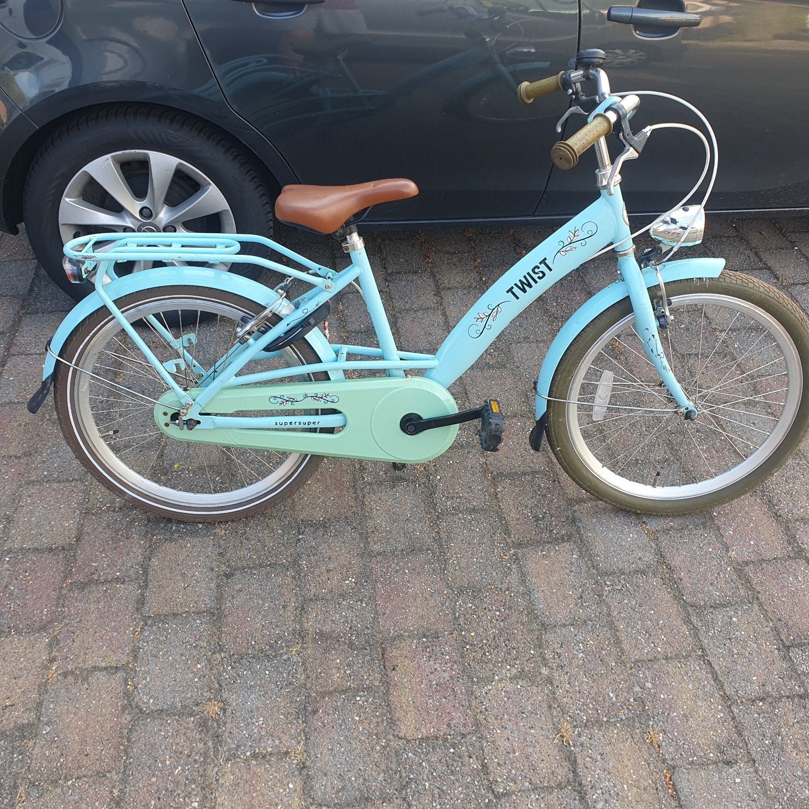 Twist meisjesfiets 22 inch, Ophalen, 20 inch of meer, Gebruikt, .......