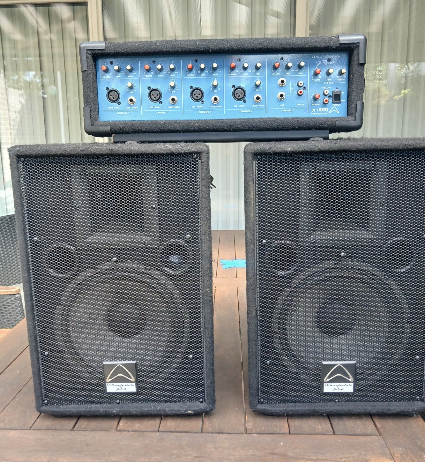 Wharfedale Pro PM-500 Powered Mixer met PT-10 Speakers. €100, Ophalen, Gebruikt