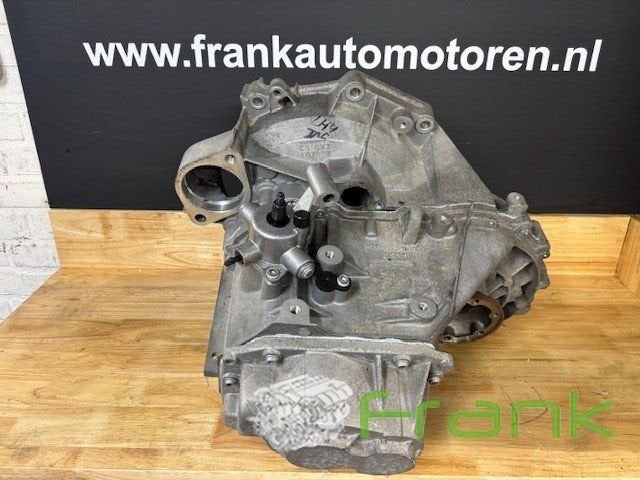 versnelling bak code  mth nbu 1.2 tsi bakcode mth nbu, Auto-onderdelen, Ophalen, -, -, Skoda