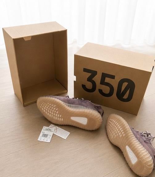 Adidas Yeezy Boost 350 V2 Mono Mist 43 1/3- nooit gedragen, Kleding | Heren, Schoenen, Ophalen of Verzenden, Zo goed als nieuw