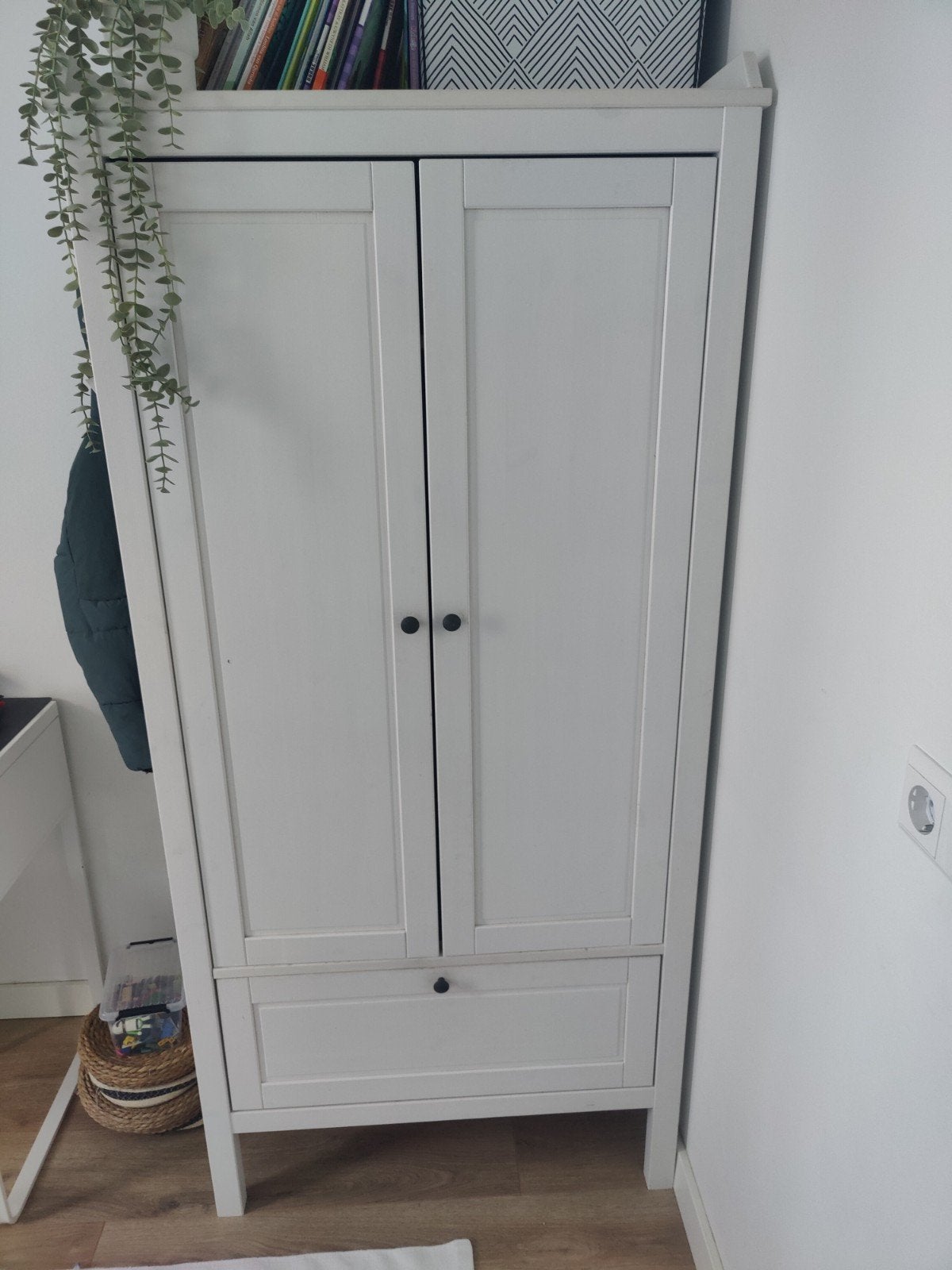 Ikea kinderkast, Ophalen