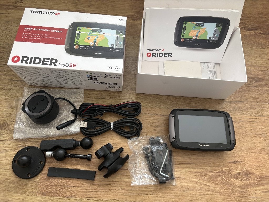 Tomtom Rider 550 Wifi World met LifeTime Maps-Traffics-Flits, Ophalen of Verzenden, Gebruikt