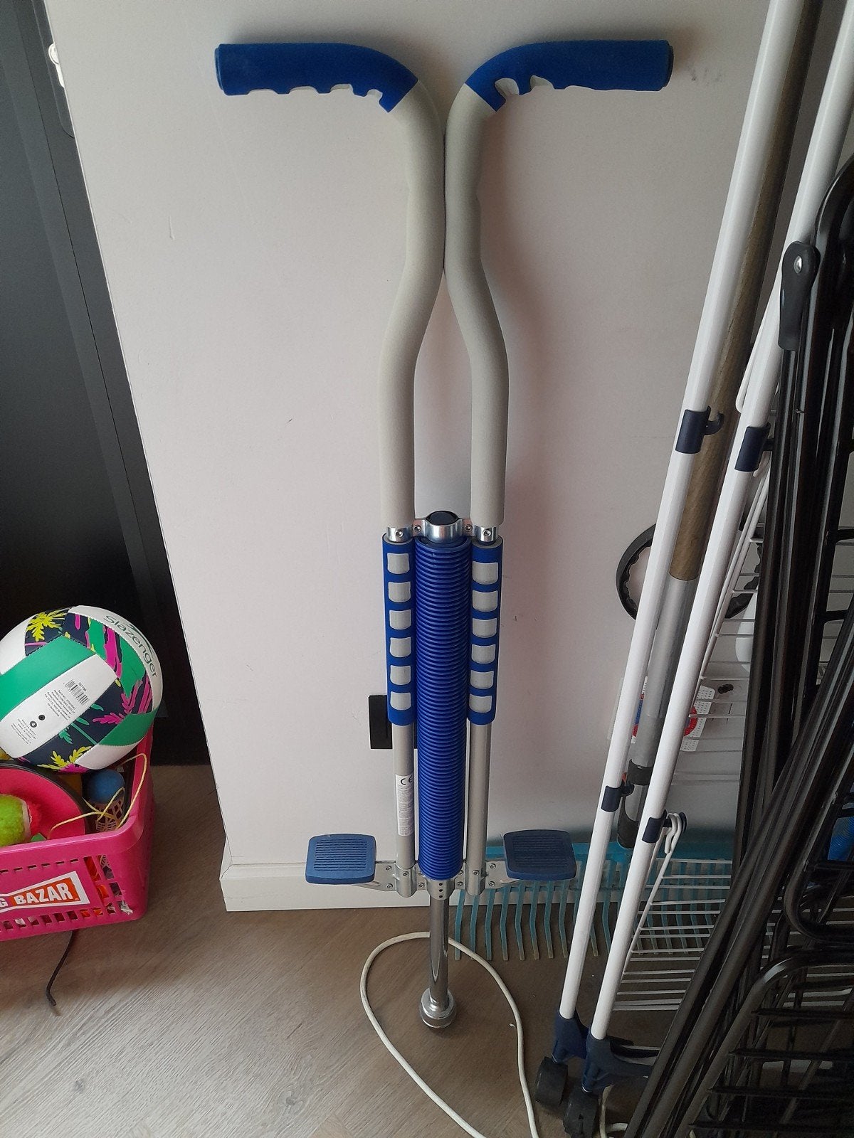 izgs Pro sport Pogo stick blauw maximaal 72 kilo Sportief, Kinderen en Baby's, Speelgoed | Buiten | Actiespeelgoed, Ophalen, Zo goed als nieuw
