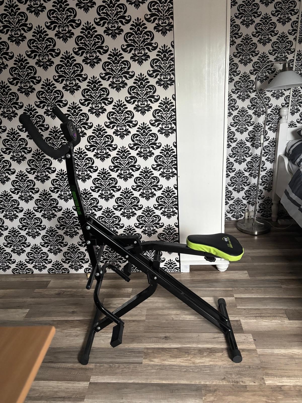 AB Booster Plus Gymform Fitnessapparaat, Ophalen