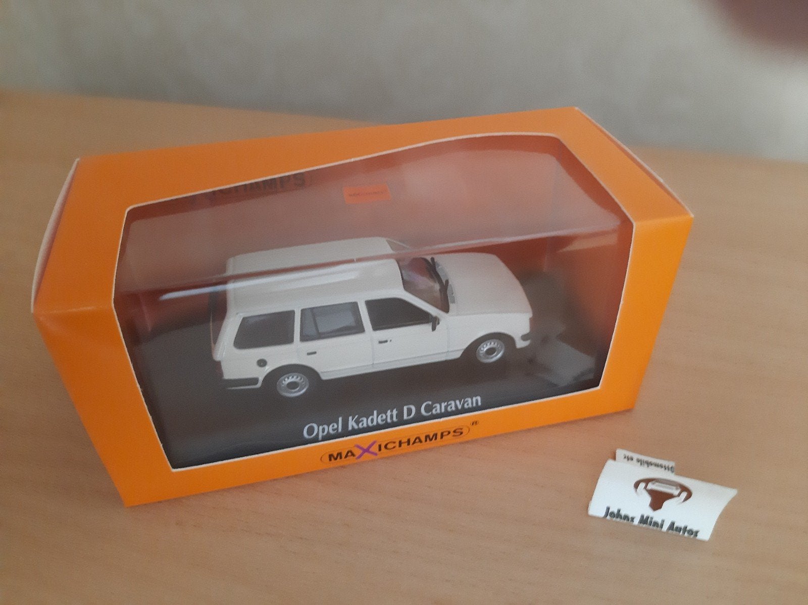 Opel Kadett D Caravan wit 1979 van Maxichamps 1:43, Overige merken, Auto, Nieuw, Ophalen of Verzenden