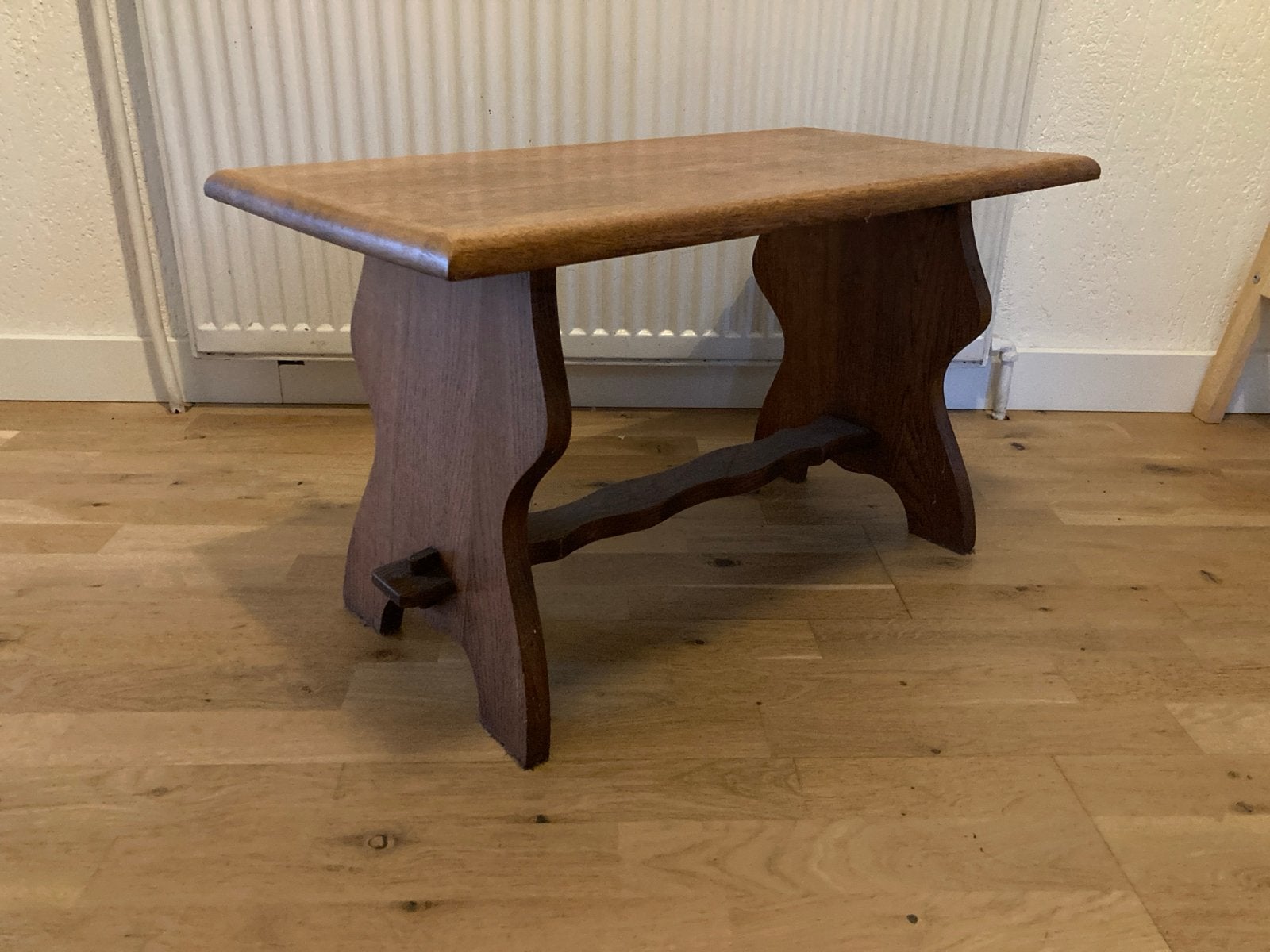 Klassiek eiken houten bankje/ bijzet tafeltje, Ophalen