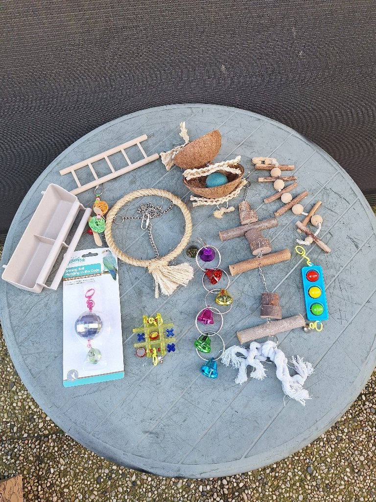 Lot speelgoed parkiet, valkparkiet, kleine papegaai, Ophalen of Verzenden, Zo goed als nieuw, Speelgoed