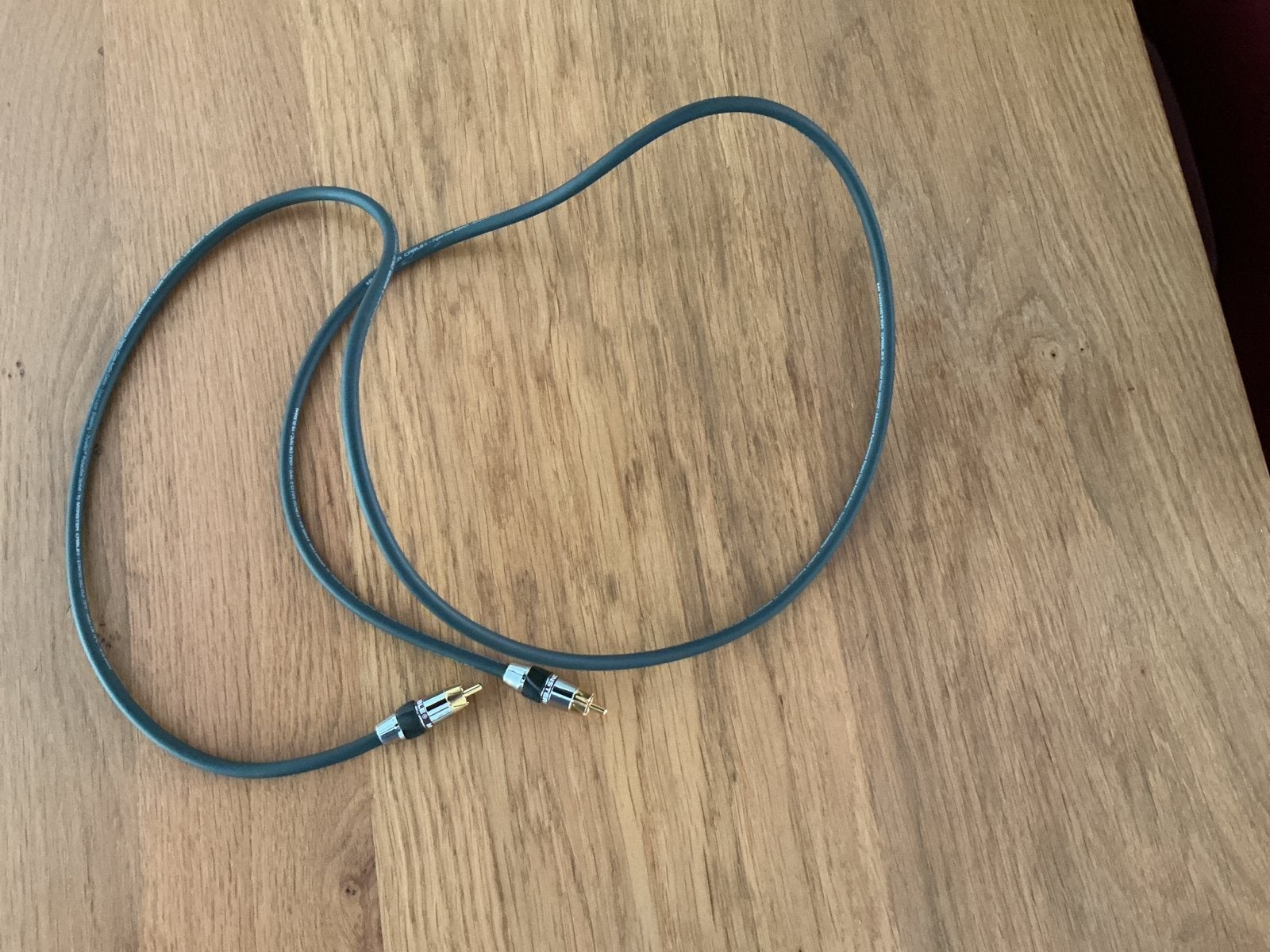Monster digital coax cable 400DCX, Ophalen of Verzenden, Zo goed als nieuw, Minder dan 2 meter, Interlink-kabel
