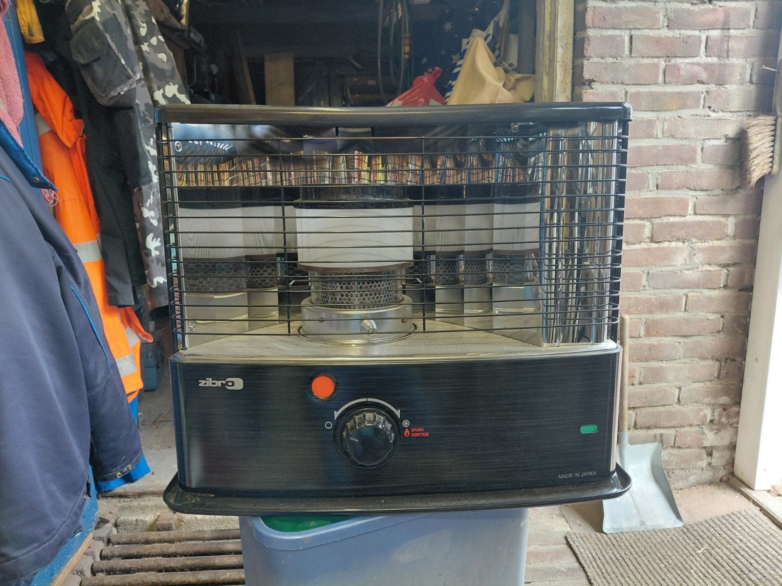Zibro kachel tekoop., Huis en Inrichting, Kachels, Ophalen, Overige brandstoffen, Petroleumkachel