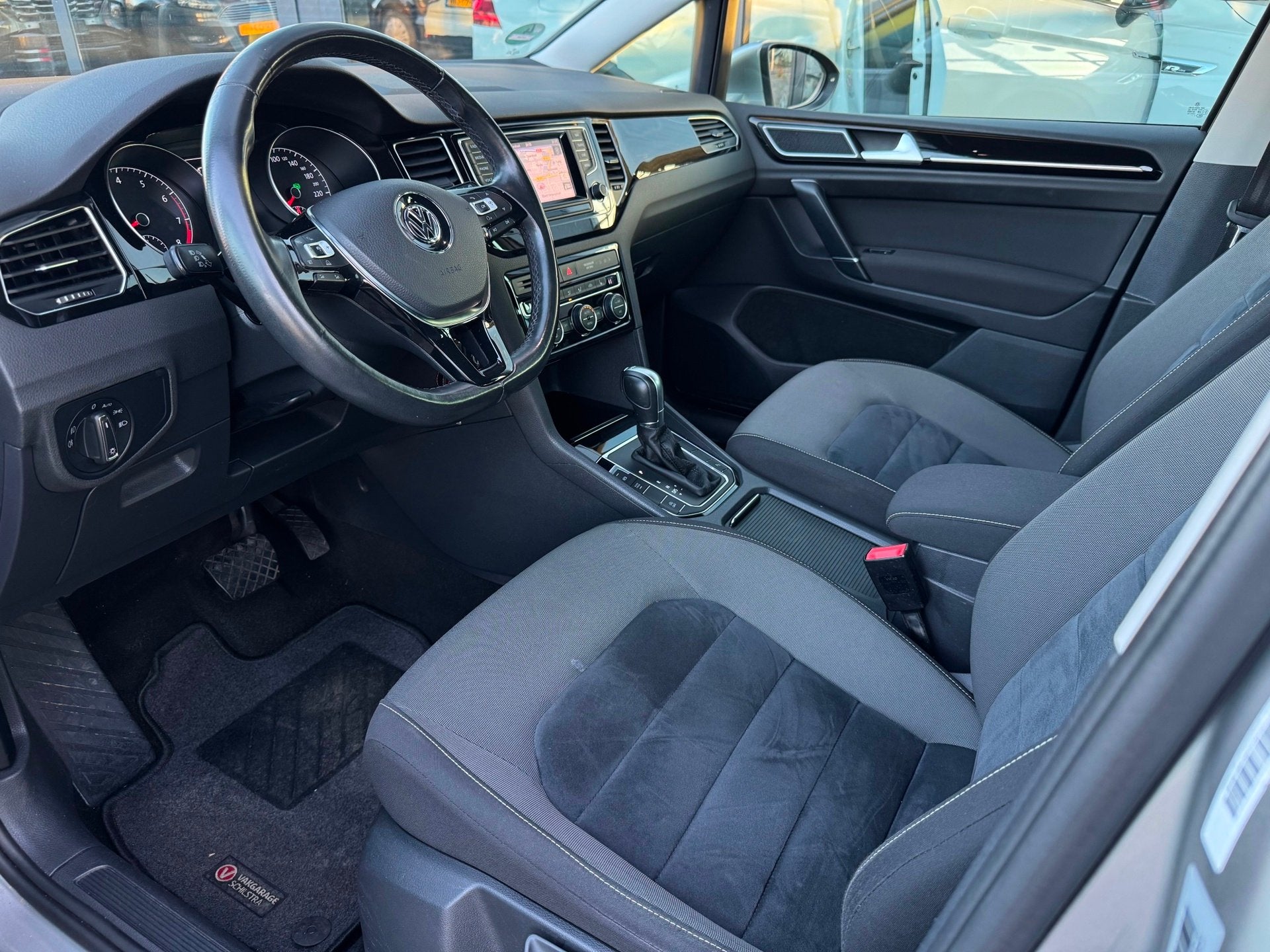 Volkswagen Golf Sportsvan 1.4 TSI Highline, Auto's, Dealer onderhouden, Gebruikt, Euro 6, Alcantara