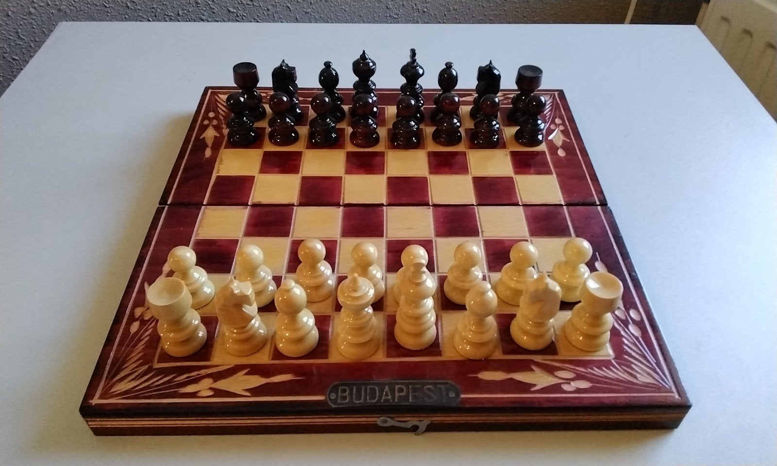 Vintage Schaak/backgammon spel Budapest - Houten Reisspel, Gebruikt, Een of twee spelers, Onbekend, Ophalen of Verzenden