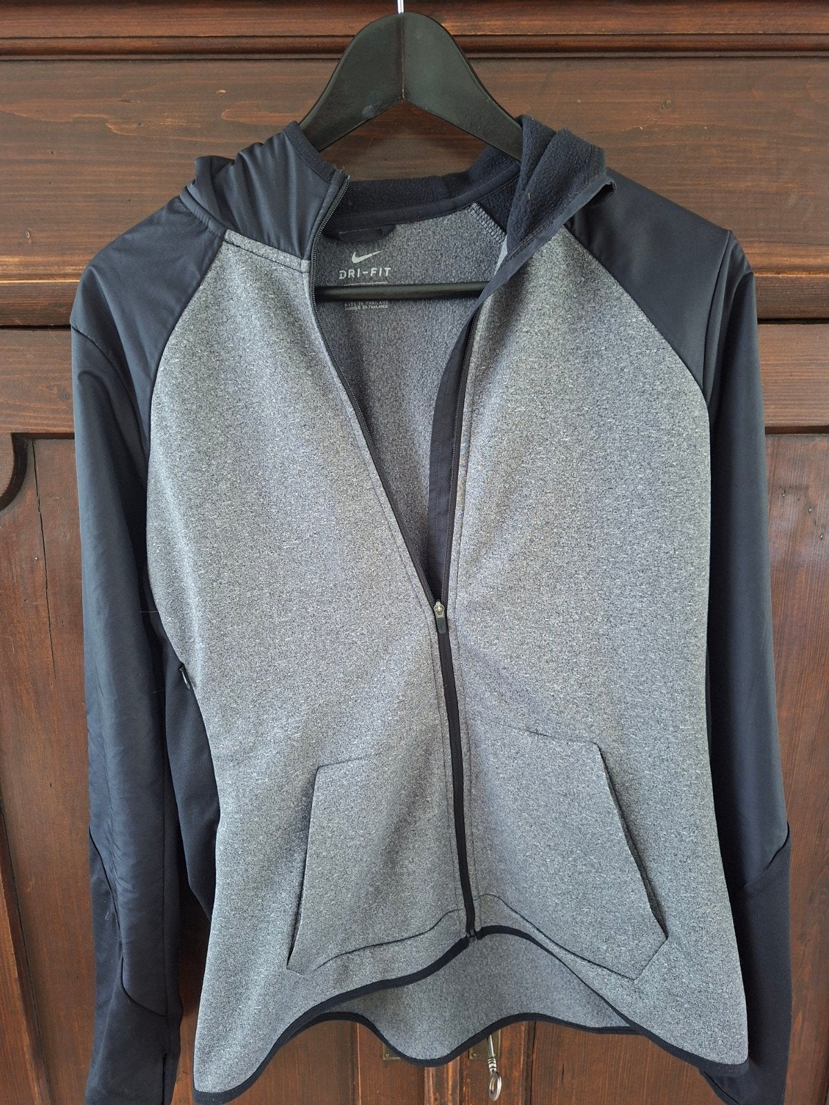 Nike Dri-Fit Sportvest Maat L - Grijs/Zwart, Kleding | Dames, Sportkleding, Maat 42/44 (L), Nike, Ophalen of Verzenden, Zo goed als nieuw
