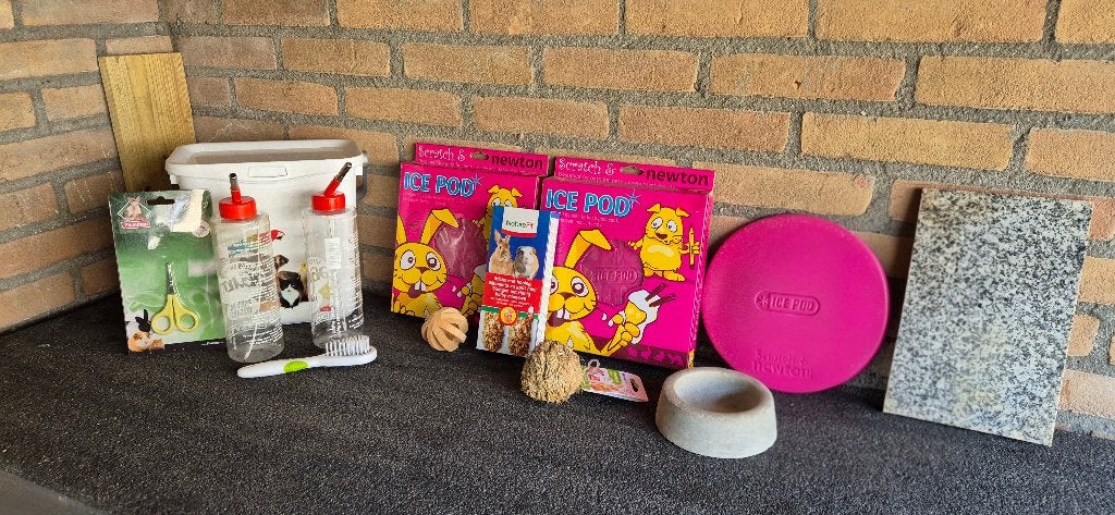 Compleet accessoires pakket voor konijnen, Ophalen, Zo goed als nieuw, Verzorging
