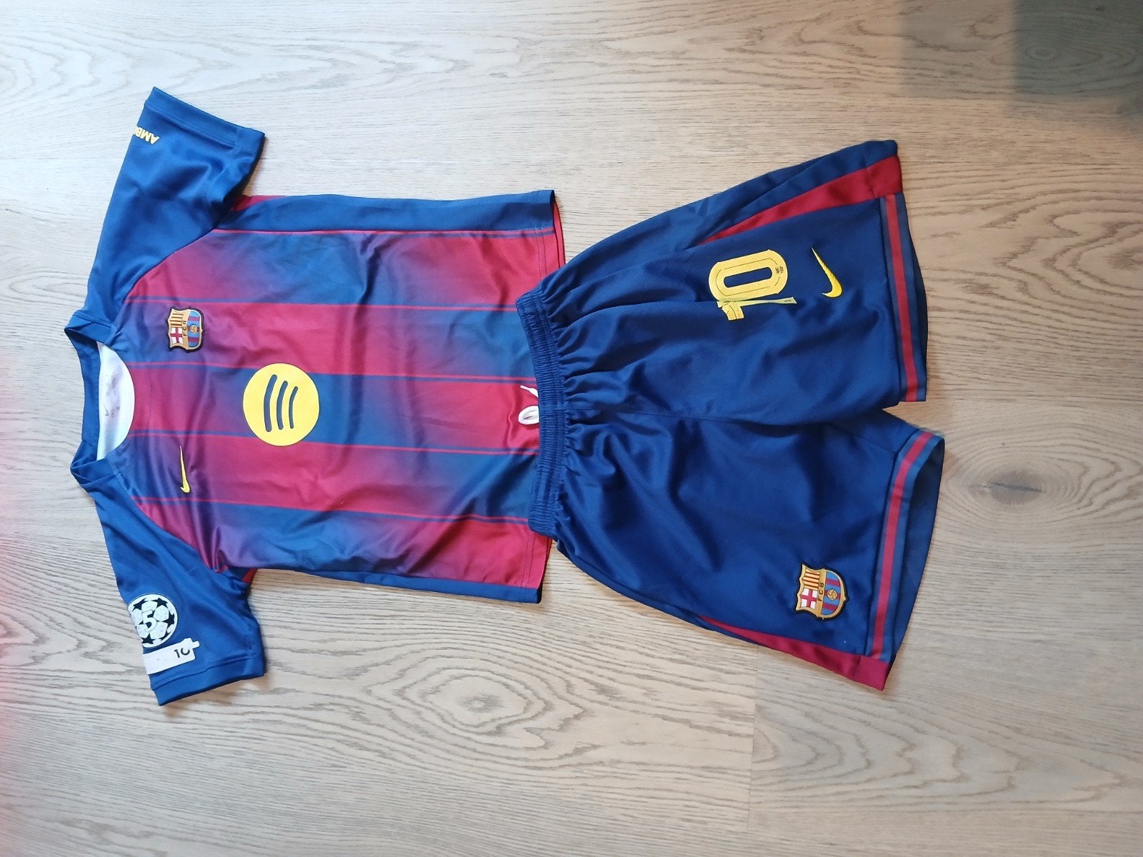 FC Barcelona tenue Lamine Yamal #10 - Maat 164, Ophalen of Verzenden, Gebruikt, Set