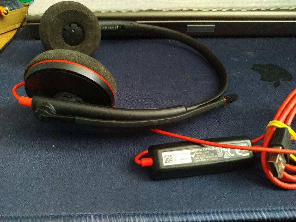 PLANTRONICS C3220 HEADSET, Computers en Software, Headsets, Volumeregelaar, Plantronics, Ophalen of Verzenden, Zo goed als nieuw
