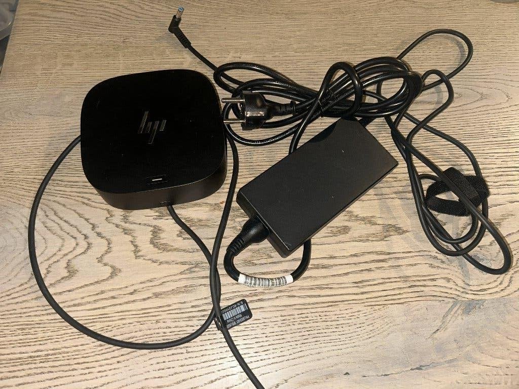 HP USB‑C Docking Station G5 + Originele Adapter, Computers en Software, Dockingstations, Zo goed als nieuw, Docking station, Laptop