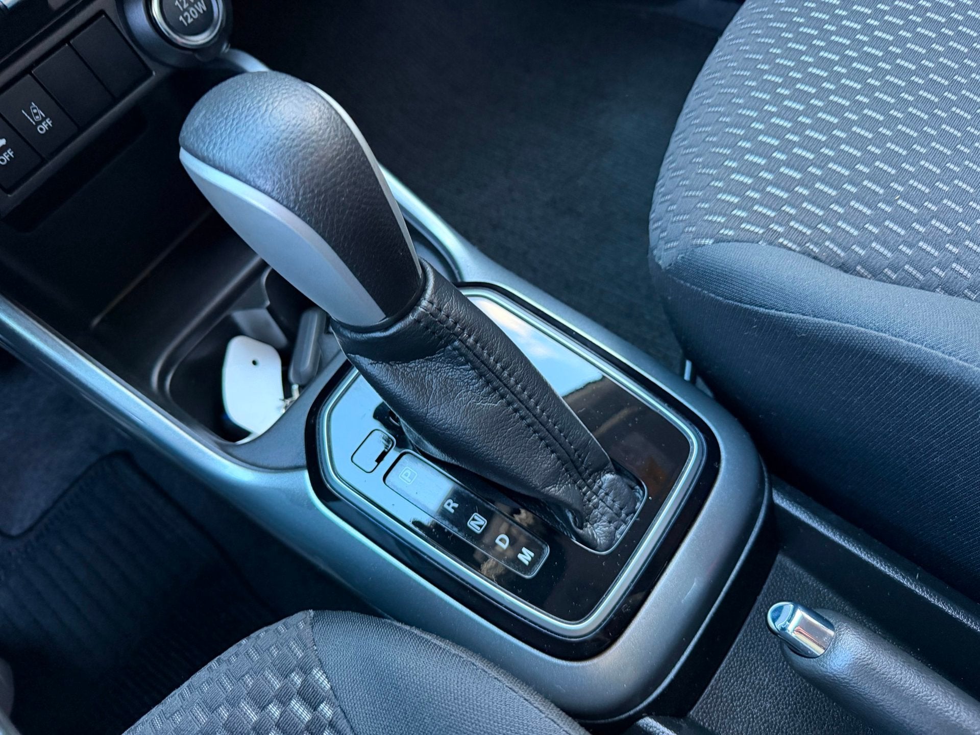 Suzuki Ignis 1.2 Smart Hybrid Style AUT|Clima|Cruis|NAVI|CAM, Auto's, Stof, Gebruikt, Euro 6, Origineel Nederlands