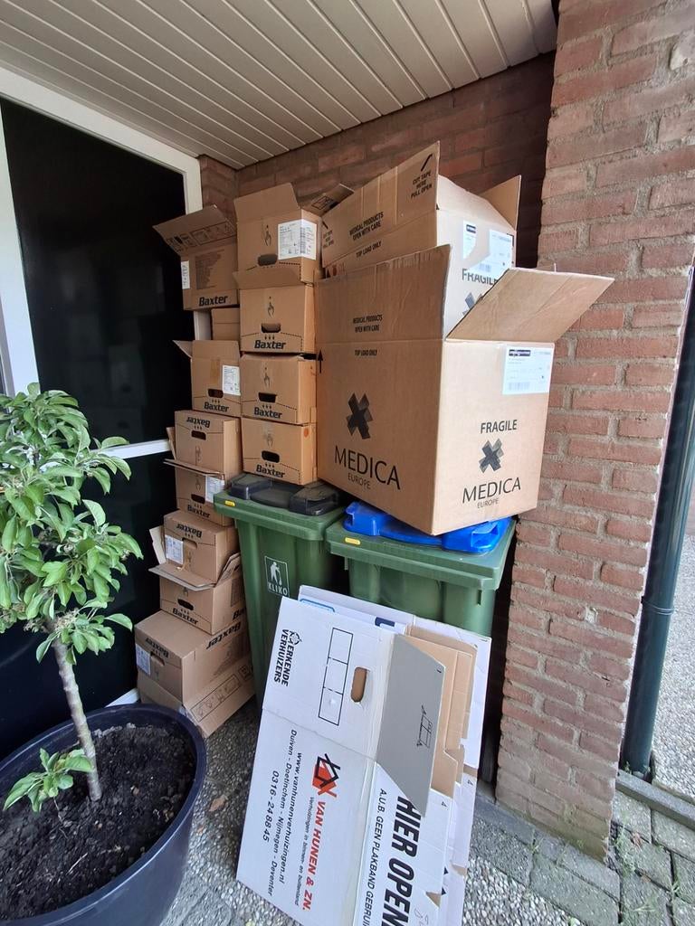 20 verhuisdozen te koop, Doe-het-zelf en Verbouw, Kratten en Dozen, Opvouwbaar, Ophalen of Verzenden, Minder dan 40 cm, 35 tot 50 cm