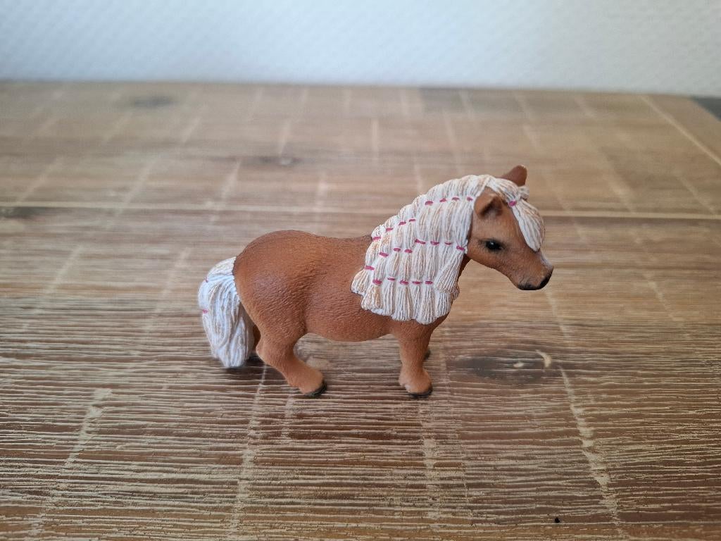 Schleich 13776 mini Shetland hengst paard, Ophalen of Verzenden, Zo goed als nieuw