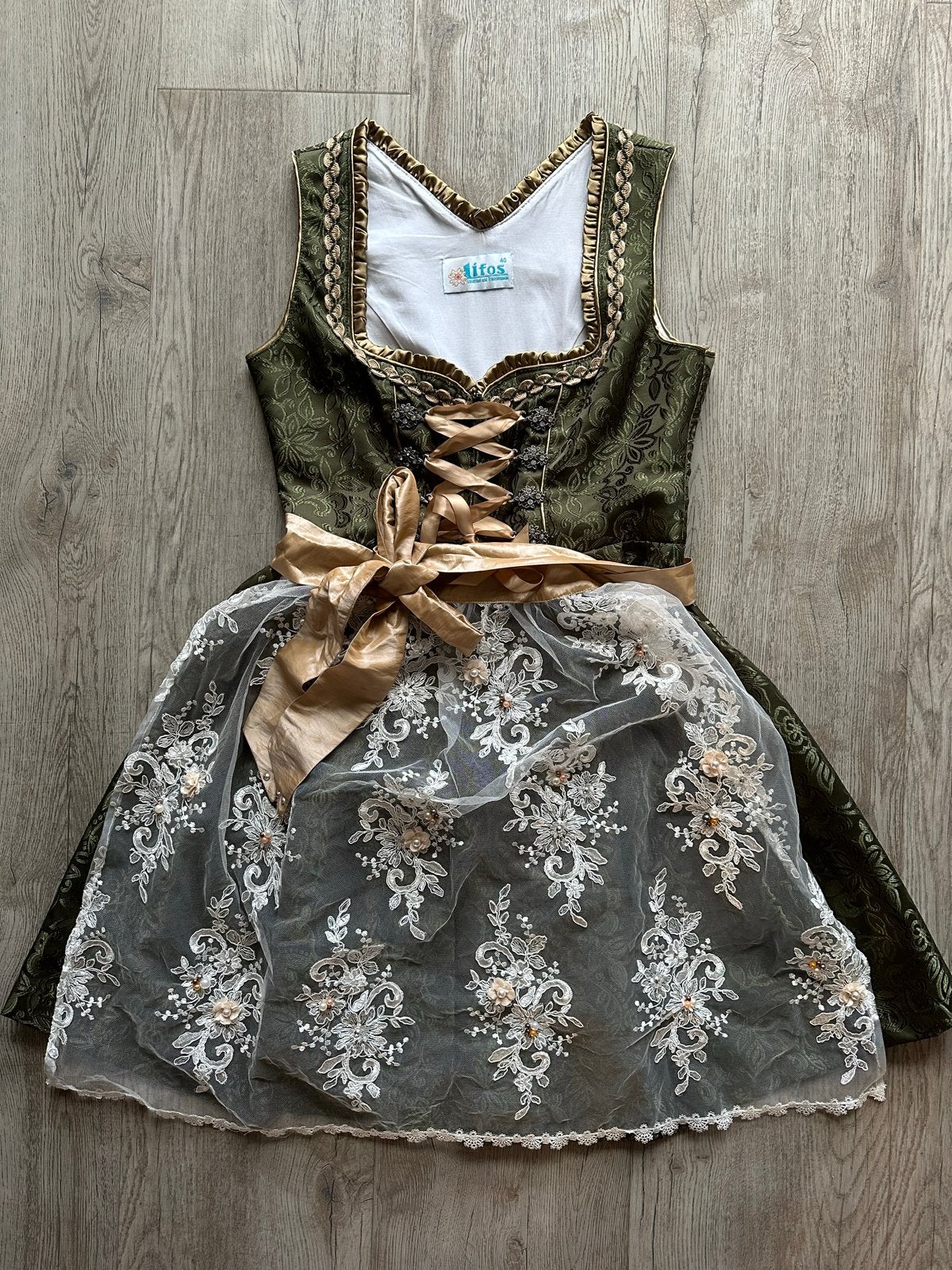 Luxe Dirndl Groen Goud met Kanten Schort Maat 40 (L), Kleding | Dames, Maat 38/40 (M), Ophalen of Verzenden, Zo goed als nieuw