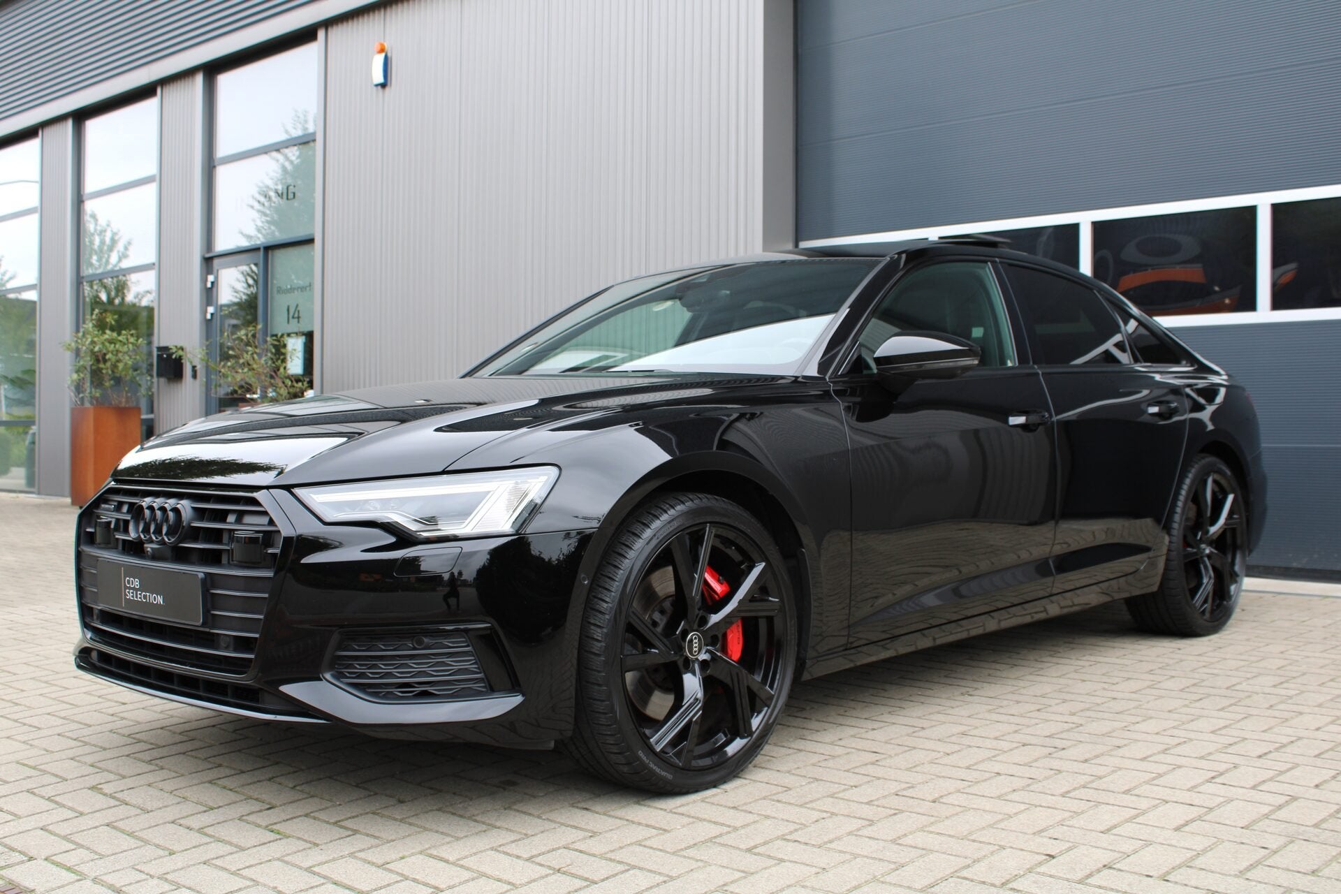 Audi A6 Limousine 50 TFSI e quattro Business edition | Pano, Auto's, Automaat, Gebruikt, Euro 6, 4 cilinders
