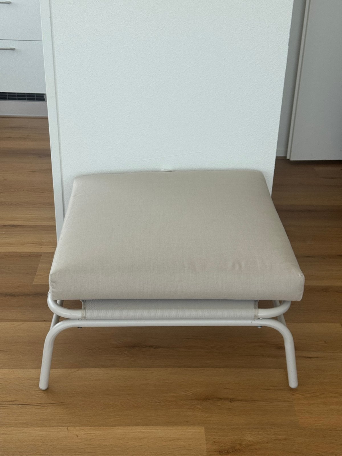 Pouf (poef) / tuinpoef kwantum, Ophalen, Zo goed als nieuw, Rond, Minder dan 50 cm