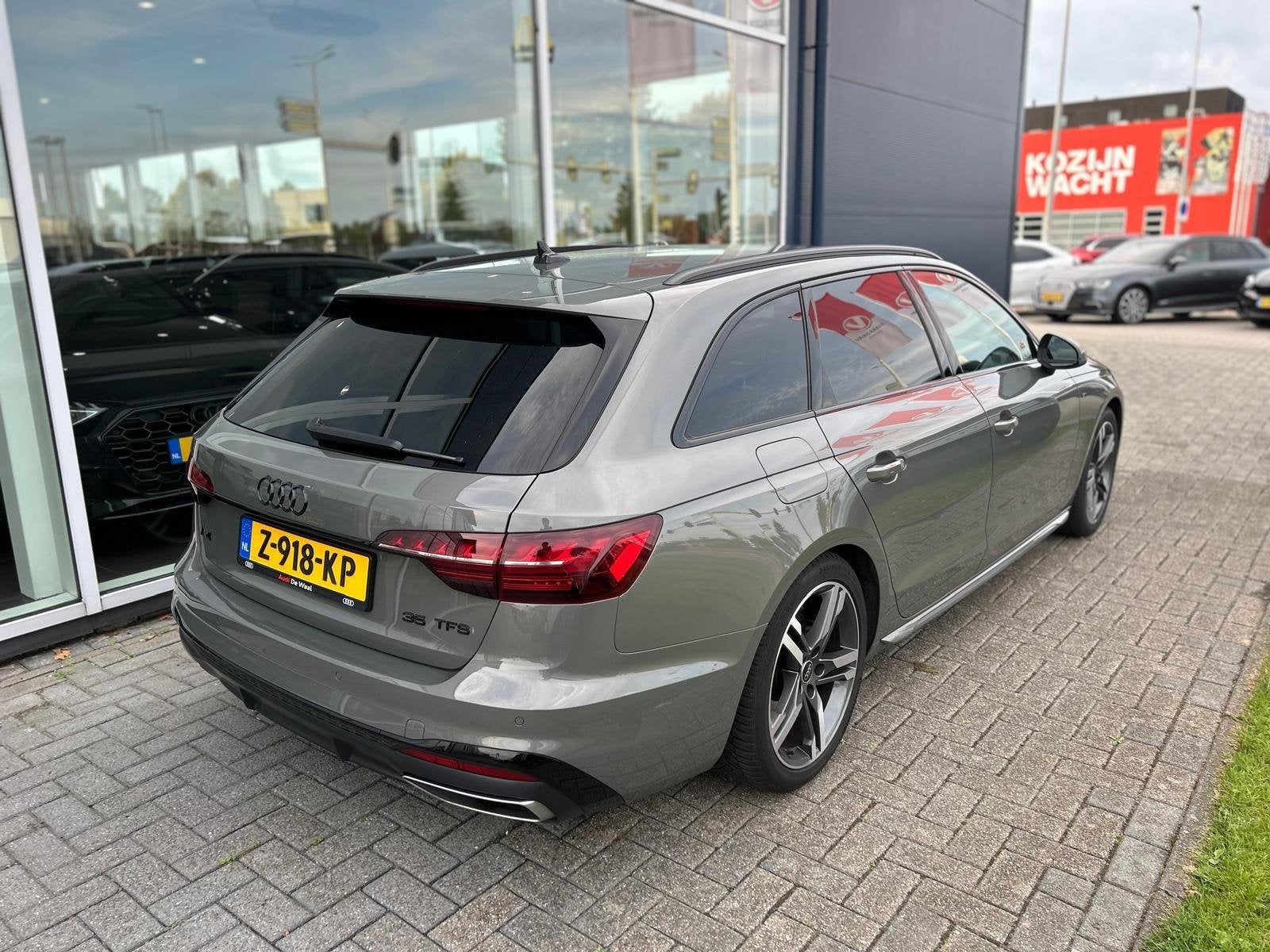 Audi A4 Avant 35 TFSI S edition Competition |NAP|BTW|, Gebruikt, 4 cilinders, Origineel Nederlands, Zilver of Grijs