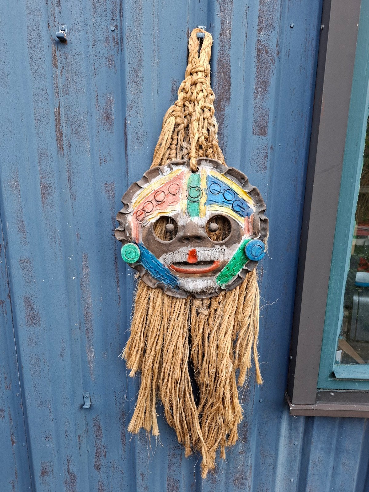 Decoratief masker met touw en kleurrijke accenten, Ophalen of Verzenden
