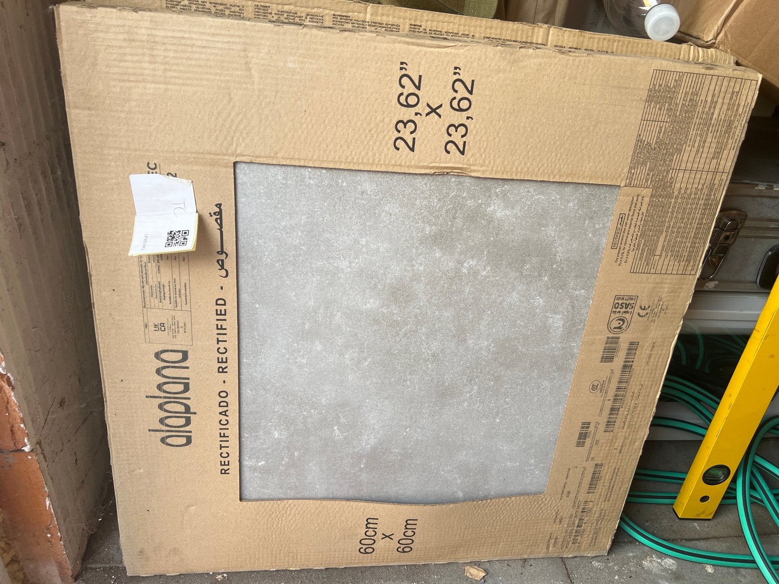 2 pakken Alaplana tegels 60x60 cm - Nieuw in verpakking, Ophalen, 60 cm of meer, Keramiek, Nieuw