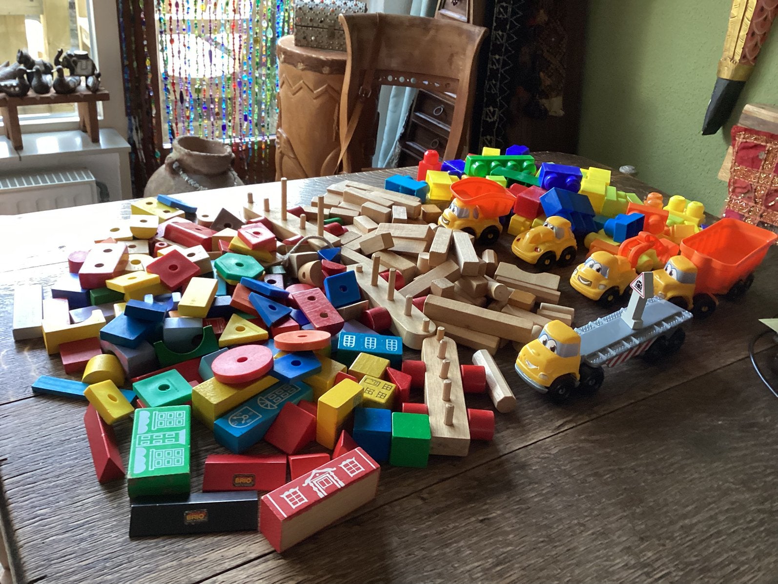 Veel houten/ plastic blokken alles € 8, Ophalen of Verzenden