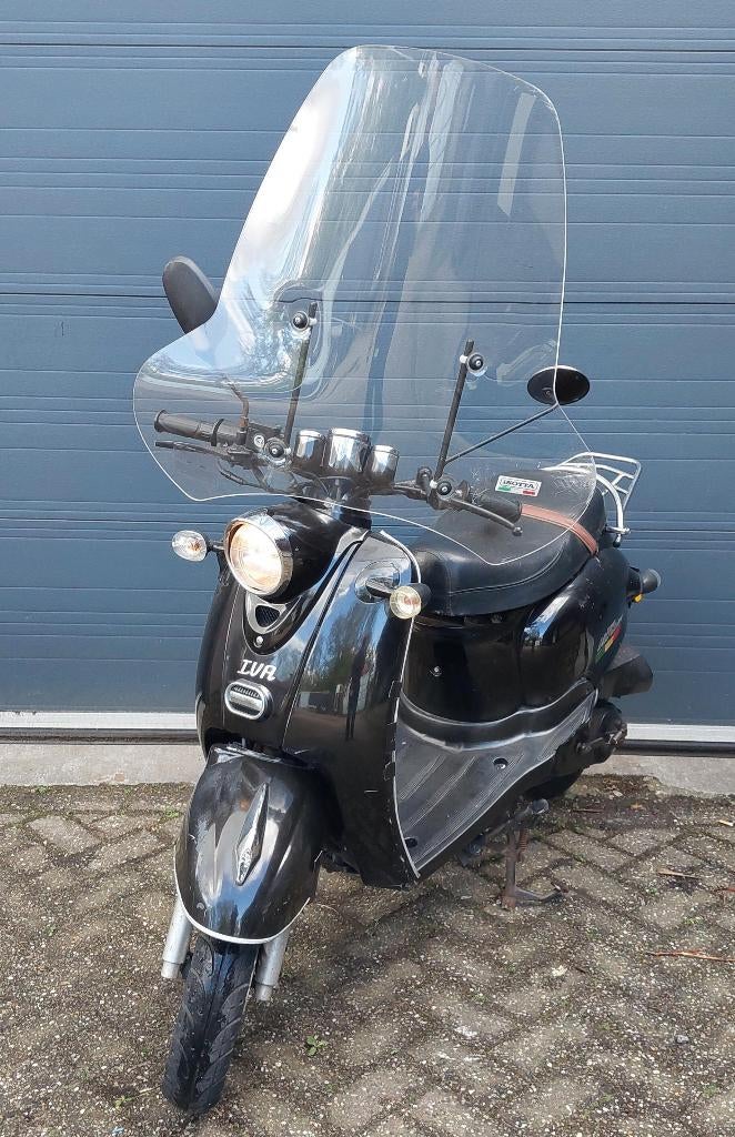 IVA LUX - 2018, Fietsen en Brommers, Snorfietsen en Snorscooters, Gebruikt, Benzine, Ophalen, Overige merken