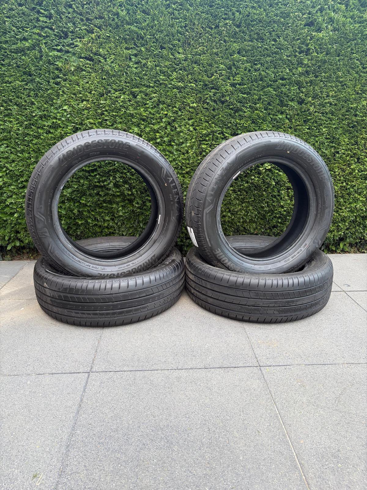 Set 18 inch Bridgestone zomerbanden 225/60 R18 BMW Mini DEMO, Auto-onderdelen, 18 inch, Gebruikt, Ophalen of Verzenden, Band(en)