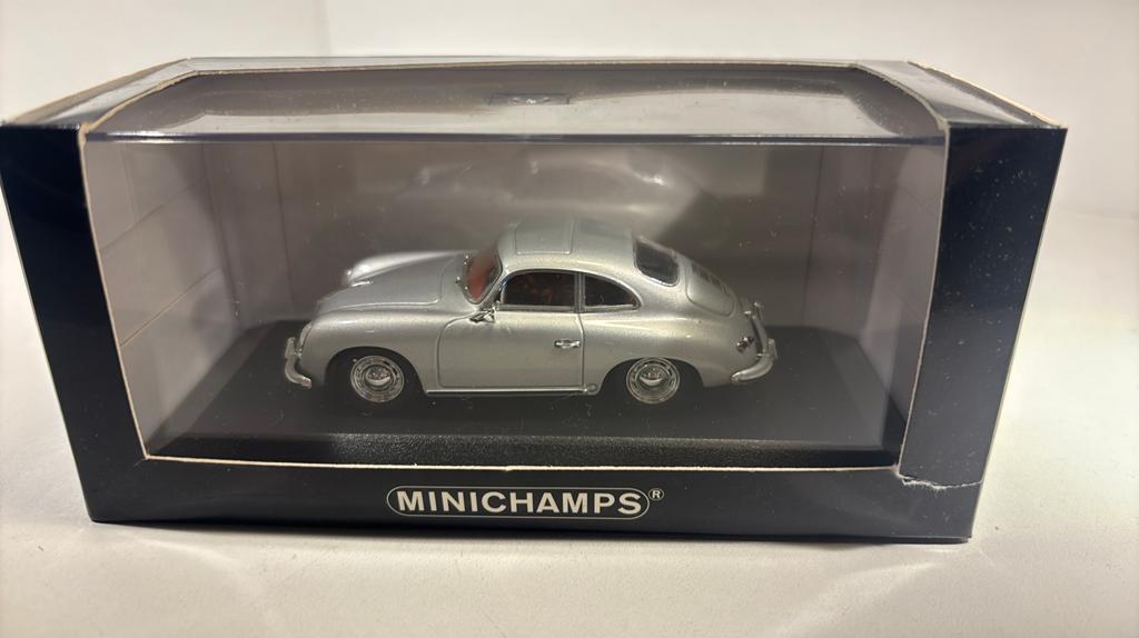 Porsche 356 b zilver minichamps 1.43, Hobby en Vrije tijd, Modelauto's | 1:43, Auto, Ophalen of Verzenden, MiniChamps, A