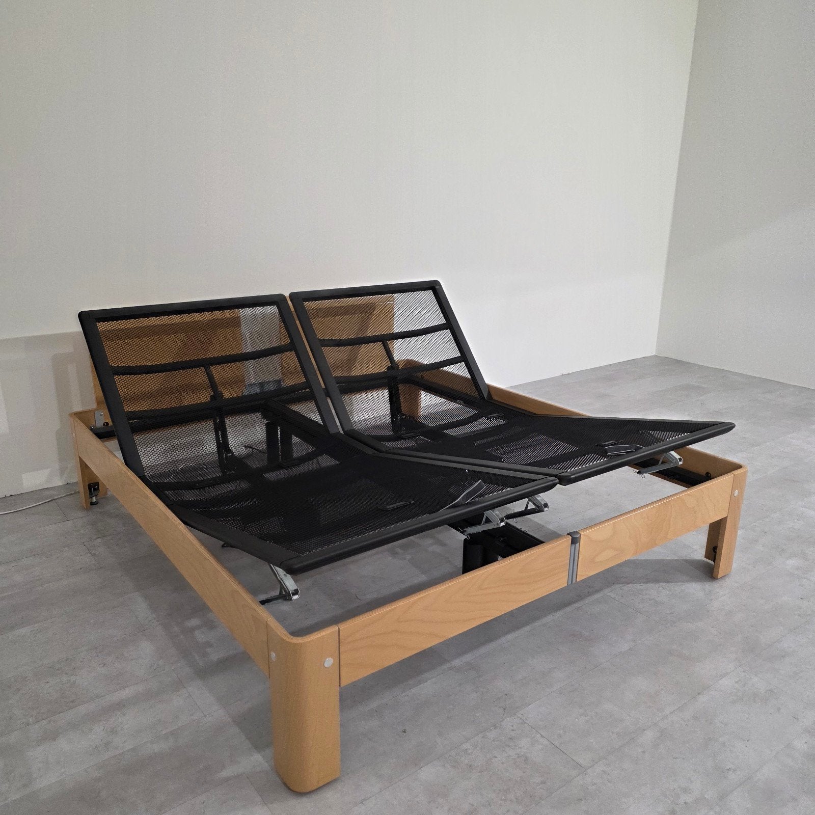 Auping Auronde Bed Deelbare 180x200 Electrisch 1M, Huis en Inrichting, Verstelbaar, Tweepersoons, Ophalen of Verzenden, Zo goed als nieuw