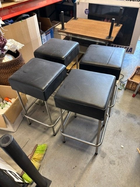 bar / hoge krukken - 4 stuks, Ophalen, Gebruikt, 60 tot 90 cm, Metaal