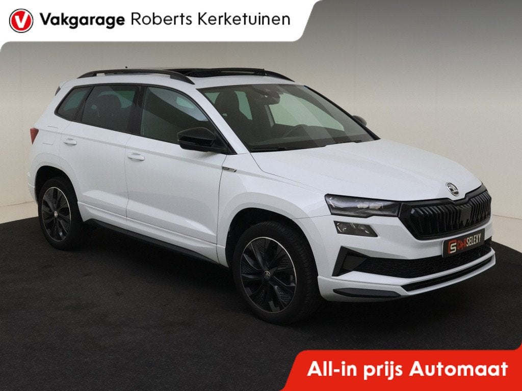Skoda Karoq 1.5 TSI Sportline Business Automaat Panoramaschu, Auto's, Skoda, 12 maanden, Stof, Euro 6, 4 cilinders